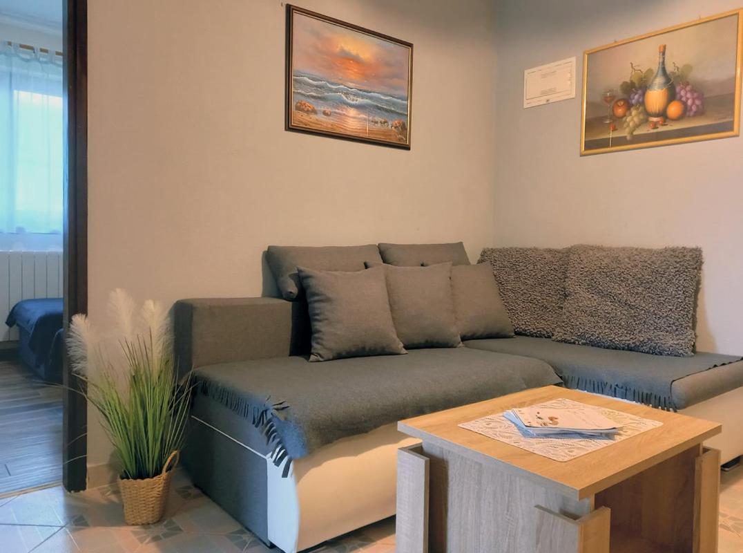 Villa Diana Apartments ポレッチ エクステリア 写真