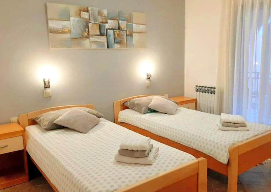 Villa Diana Apartments ポレッチ エクステリア 写真